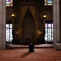 احتفال بنور الهُدى: اعرف موعد إجازة المولد النبوي وباقي العطلات الرسمية في 2025