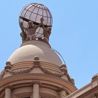 عمارة تيرنج التاريخية في قلب العتبة.. رجوع التحفة المعمارية للحياة من جديد