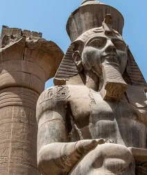 Cairo’s Statues: The Quirky Stories They Don’t Tell You