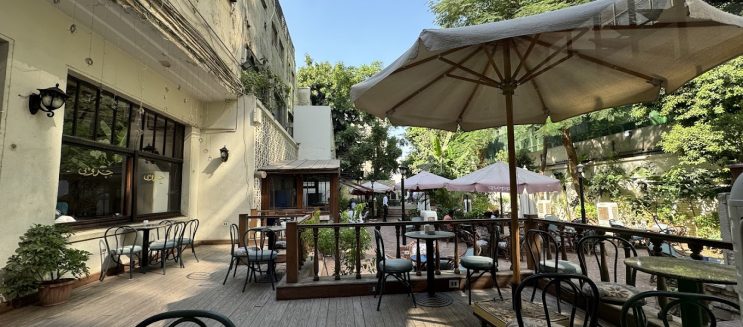 Cairo’s Timeless Cafés & Restaurants: A Taste of Nostalgia