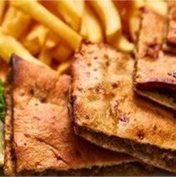 أفضل مطاعم الحواوشي في القاهرة 2025: أماكن أصلية بطعم مصري أصيل