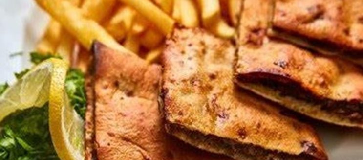 5 مطاعم للحواوشي المصري الأصيل.. كل رغيف بحكاية!
