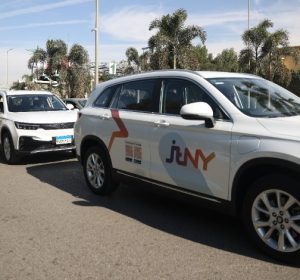 Jtny.. أول تطبيق مواصلات بسيارات كهربائية ومراقب بالكاميرات Jtny.. أول تطبيق مواصلات بسيارات كهربائية ومراقب بالكاميرات