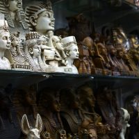 5 شوارع تاريخية في القاهرة هترجعك لزمن التجارة والحنين