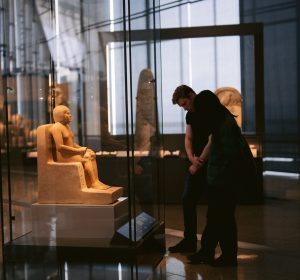 المتحف المصري الكبير 2025: إزاي الإعلام العالمي وصف أكبر متحف لحضارة واحدة قبل افتتاحه