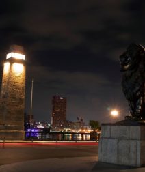 كوبري قصر النيل: حكاية أجمل جسر على النيل وأسوده اللي بتحرس القاهرة