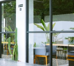 افضل 12 كافيه في القاهرة 2025: اماكن شيك وخروجات رايقة وسط العاصمة