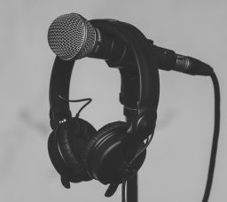 Find Your Voice: A Starter Guide to Egypt’s Voiceover Industry