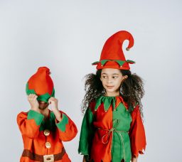 Santa Suits, Elf Costumes, & More: Where to Shop for Christmas Outfits in Egypt