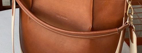 Perfectly Wrapped for the Season: 8 Online Egyptian Bag Brands for Christmas Gifting