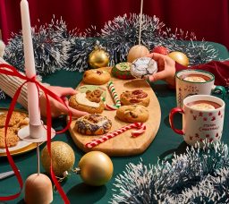 From Gingerbread to Gift Boxes: Where to Shop Christmas Cookies in Egypt