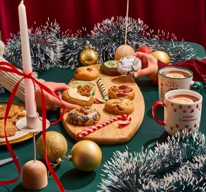 From Gingerbread to Gift Boxes: Where to Shop Christmas Cookies in Egypt