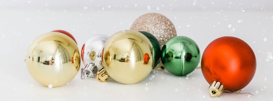 نجيب منين زينة الكريسماس بأقل الأسعار في القاهرة؟ دليلك لأهم الأماكن 2025