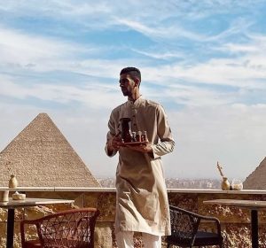 أفضل مطاعم داخل المتحف المصري الكبير وحوله 2026: تجربة أكل فريدة في حضن أعظم متاحف العالم