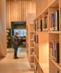 في يومين بس.. معرض القاهرة الدولي للكتاب 2026 يقترب من مليون زائر ويؤكد شغف المصريين بالقراءة