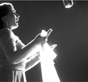 فيلم الست: سيرة أم كلثوم بلا تجميل أو مبالغات في تجربة سينمائية تستحق المشاهدة