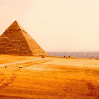 قصة الممر المخفي في الهرم الأكبر.. إزاي التكنولوجيا الحديثة كشفت سر جديد في قلب الجيزة؟