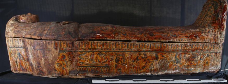 اكتشاف أثري جديد في الأقصر.. خبيئة توابيت ملونة لمنشدي آمون و8 برديات نادرة (صور)