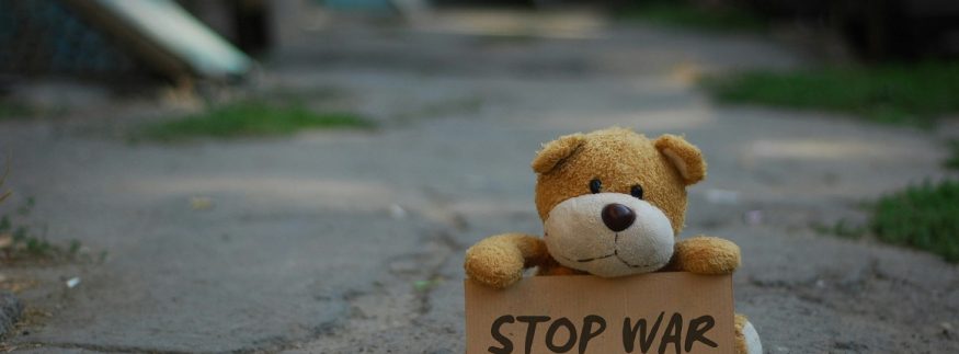 إزاي تحمي صحتك النفسية من ضغط متابعة أخبار الحروب؟ دليلك العملي