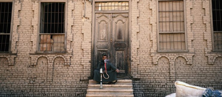 جنوب مصر بعدسة أحمد مصطفى.. حكايات بسيطة في زمن صاخب