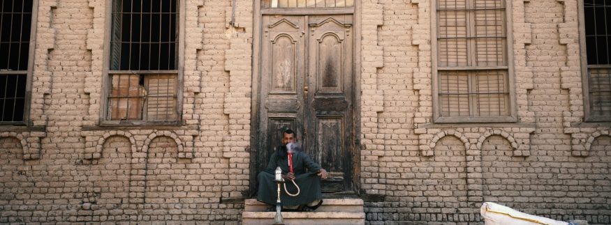 جنوب مصر بعدسة أحمد مصطفى.. حكايات بسيطة في زمن صاخب