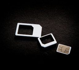 إزاي تنقل خط تليفونك من شركة لشركة بنفس الرقم في مصر؟ الخطوات والشروط بالتفصيل