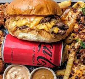 Cairo After 9: A Guide to Late-Night Food Delivery 