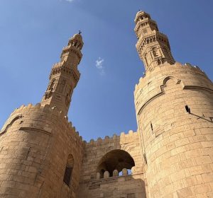 باب زويلة في 2026.. الحارس الأخير لذاكرة القاهرة الفاطمية باب زويلة في 2026.. الحارس الأخير لذاكرة القاهرة الفاطمية