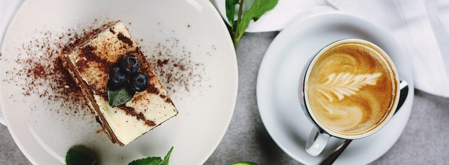 أفضل كافيهات الكيك والقهوة في القاهرة 2026.. 6 أماكن لخروجة رايقة