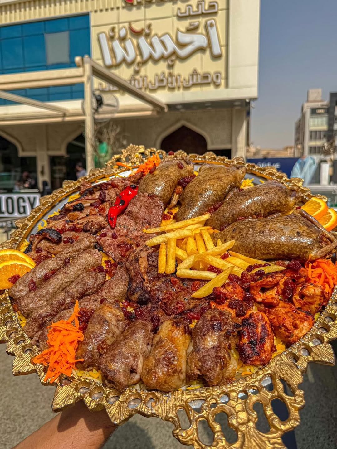 Ahmed Nada in New Cairo: A Viral Dining Spot That Turns Classic Egyptian Food Into a Full-On Experience