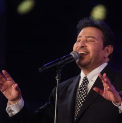 رحيل هاني شاكر: وداعًا أمير الغناء العربي وصوت الرومانسية اللي عاش مع أجيال