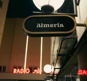 Almeria Downtown: A Hidden Gem That Transforms from Café to Restobar by Night
