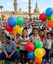 Eid Traditions We All Grew Up With: Little Moments That Never Fade