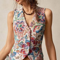 Where to Shop for Summer Vests in Egypt