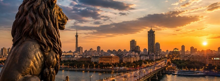 كوبري قصر النيل.. حكاية الجسر الأشهر في القاهرة وحراسه الأسود الأربعة