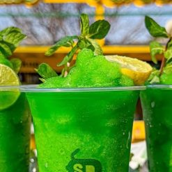 سموزي براديس Smoothie Paradise المنيل.. مشروبات منعشة وحلويات تستحق التجربة