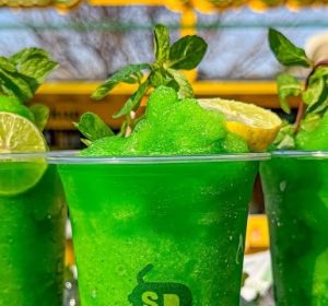 سموزي براديس Smoothie Paradise المنيل.. مشروبات منعشة وحلويات تستحق التجربة