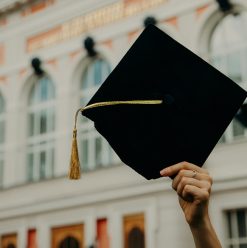 دليل الجامعات والمعاهد المعتمدة في مصر 2026-2027: الحكومية والخاصة والأهلية والتكنولوجية والأجنبية المعترف بها رسميًا