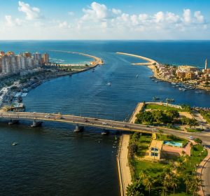 دمياط.. المدينة اللي تستاهل رحلة مخصوص: بحر ونيل وموبيليا وأكل عمره ما يتنسي