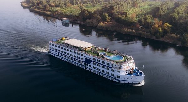 Best Boat Stays in Egypt: Nile Cruises, Houseboats, Liveaboards & Yacht Escapes