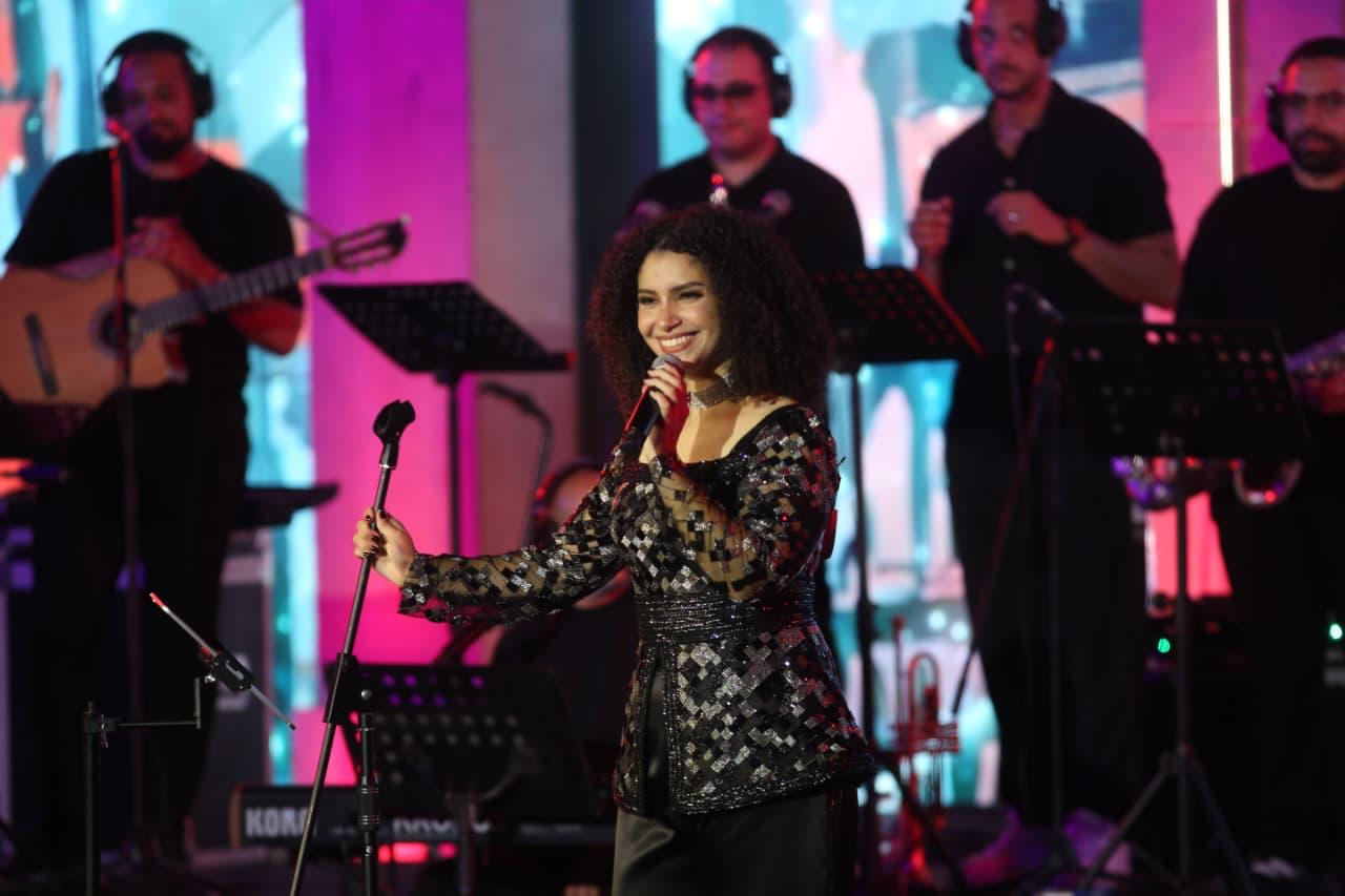 الفنانة نسمة محجوب في مهرجان القلعة