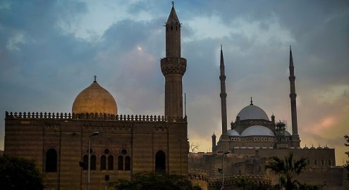 الجامع المعلق.. حكاية مسجد المحمودية اللي مستخبي جنب قلعة صلاح الدين