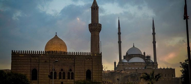 الجامع المعلق.. حكاية مسجد المحمودية اللي مستخبي جنب قلعة صلاح الدين