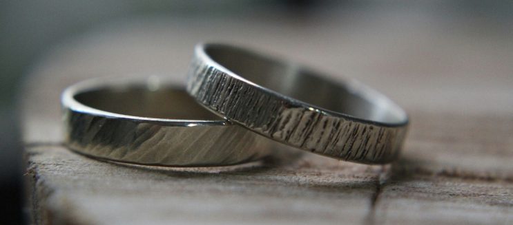 دليل شراء الفضة من خان الخليلي.. إزاي تعرف العيار والسعر وتختار صح؟