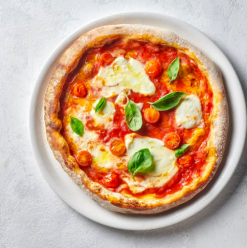 Riva Restaurant Reopens at First Nile Boat This October With Pizza by the Nile