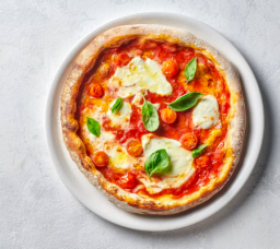 Riva Restaurant Reopens at First Nile Boat This October With Pizza by the Nile