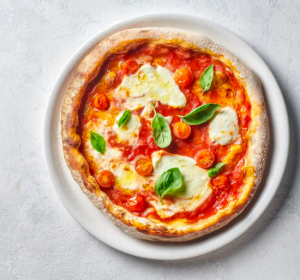 Riva Restaurant Reopens at First Nile Boat This October With Pizza by the Nile