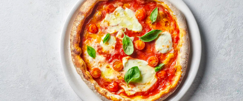 Riva Restaurant Reopens at First Nile Boat This October With Pizza by the Nile