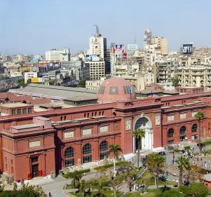 Record Breaking Number of Tourists Visit the Egyptian Museum Record Breaking Number of Tourists Visit the Egyptian Museum