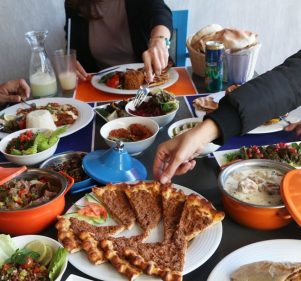 8 مطاعم على قد الميزانية تفطر فيهم في رمضان 8 مطاعم على قد الميزانية تفطر فيهم في رمضان